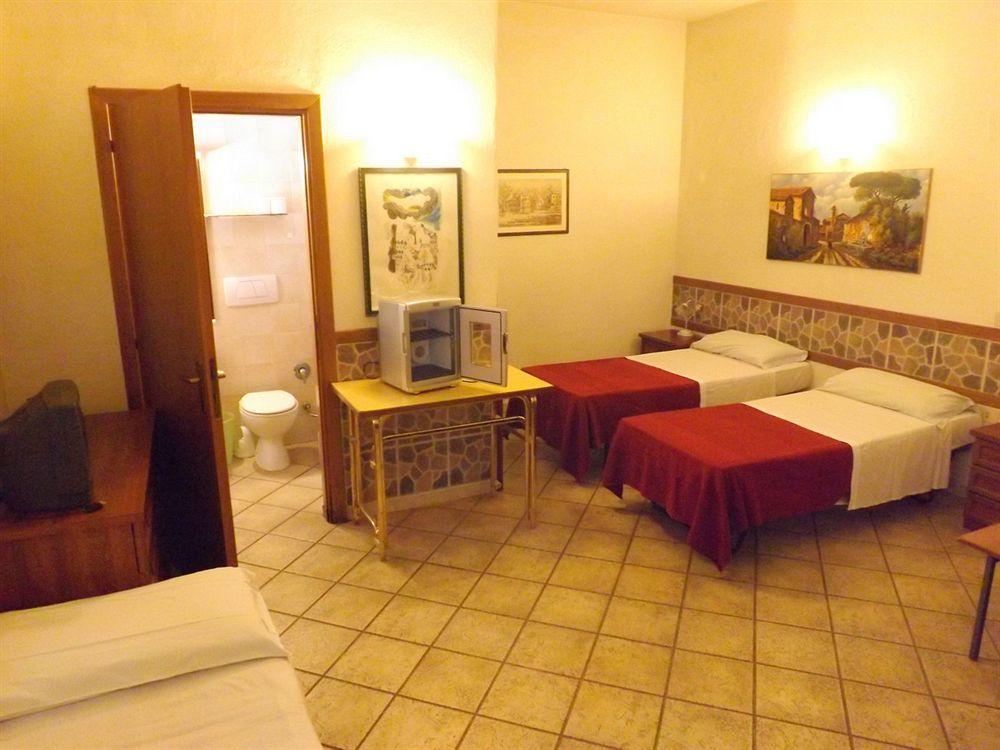 Hotel Antico Residence Roma Monterosi ภายนอก รูปภาพ