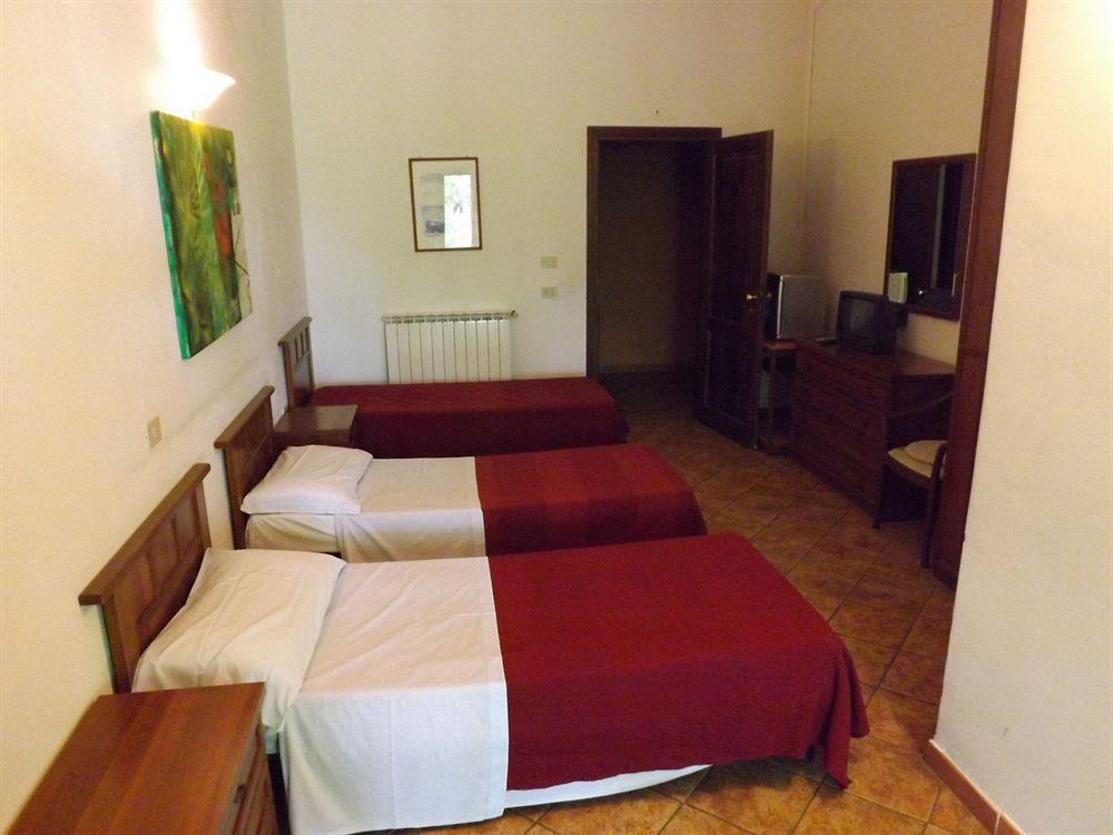 Hotel Antico Residence Roma Monterosi ภายนอก รูปภาพ