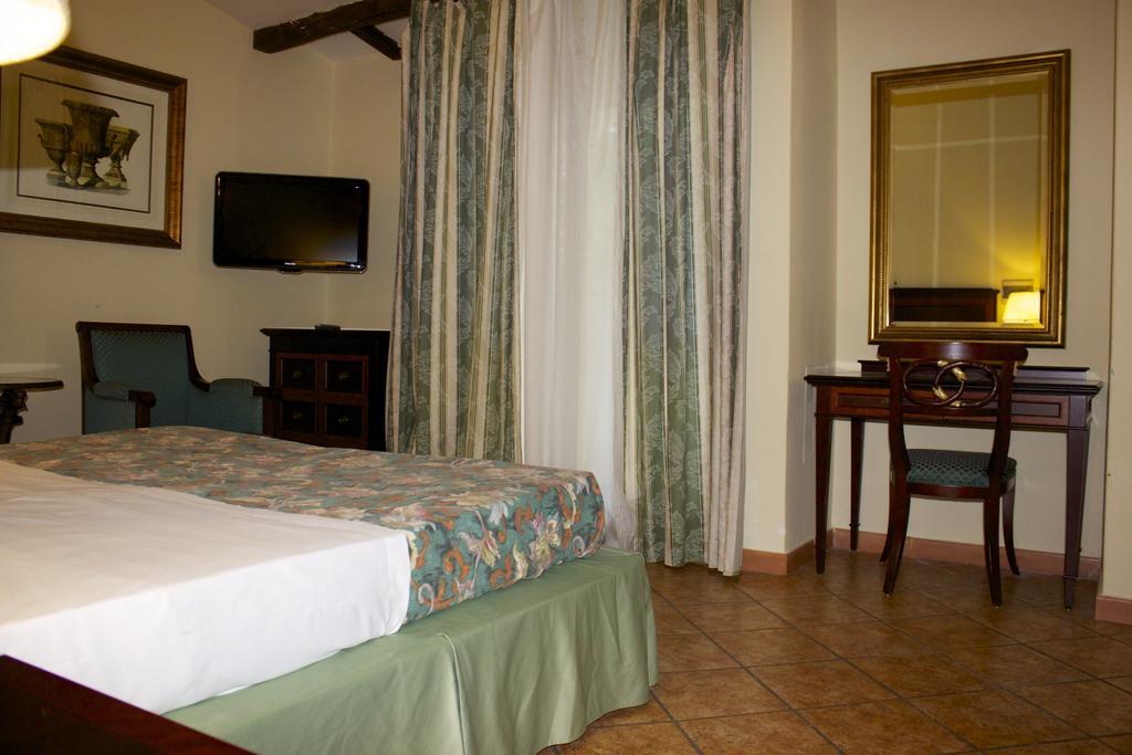 Hotel Antico Residence Roma Monterosi ภายนอก รูปภาพ